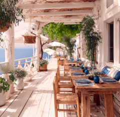 Luxury travel restaurant experiences